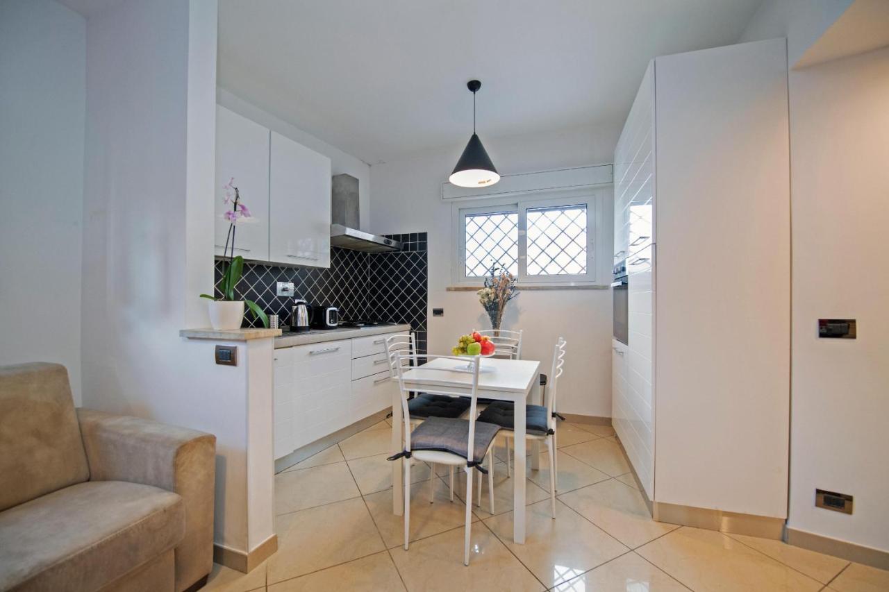 B&Bea Sweet Home Aurelia Roma Exterior foto